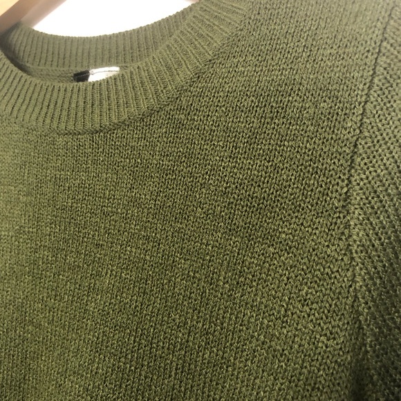 H&M green knitted sweater, XS, Excellent condition - Picture 2 of 11